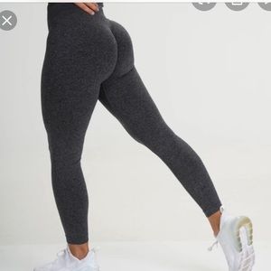 NVGTN grey speckled contour legging